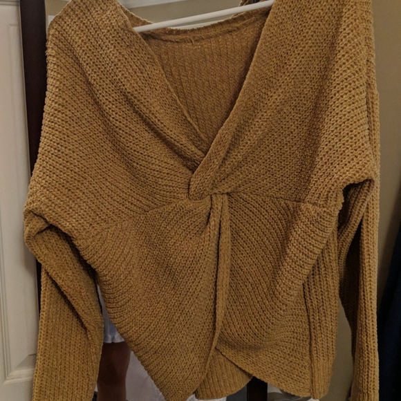 Pink Rose sweater - Picture 3 of 5